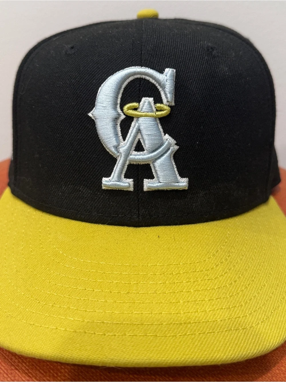 New Era 59Fifty Los Angeles Angels Charteuse Visor. Size: 7 1/2